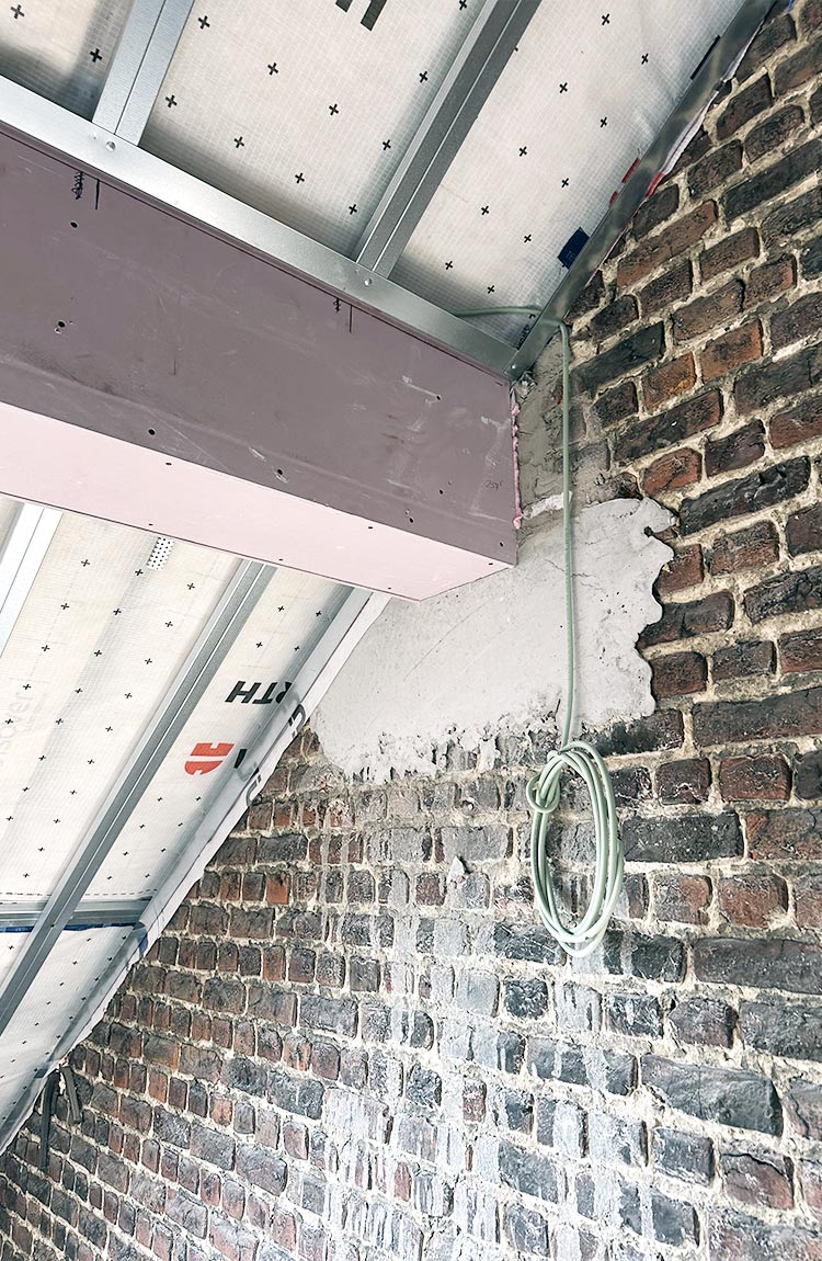 IRC Rénovation - Etterbeek — Rehausse école