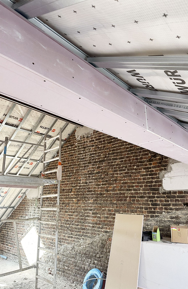 IRC Rénovation - Etterbeek — Rehausse école