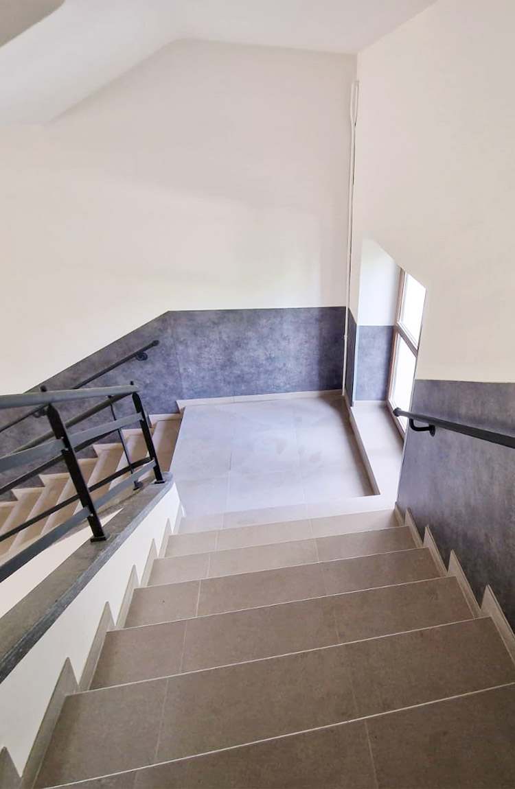 IRC Rénovation -  Sacré-Cœur — Cage d’escalier